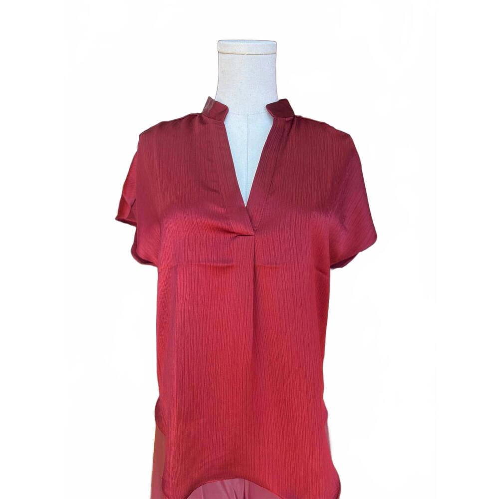 NEW KLD. SIGNATURE women's crinkled satin blouse in red